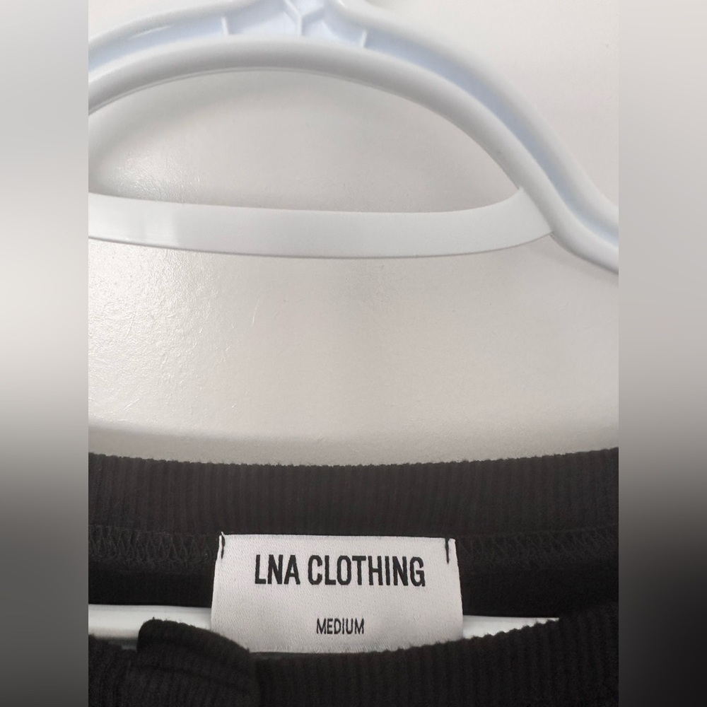🖤 LNA Rhett Cropped Henley Top – Black | Women’s Medium🖤 - Picture 6 of 7